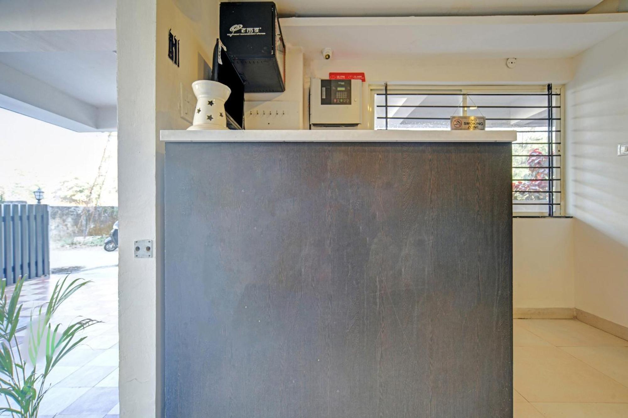 Collection O The Eternity Near Lig Sqaure Hotel Indore Exterior photo